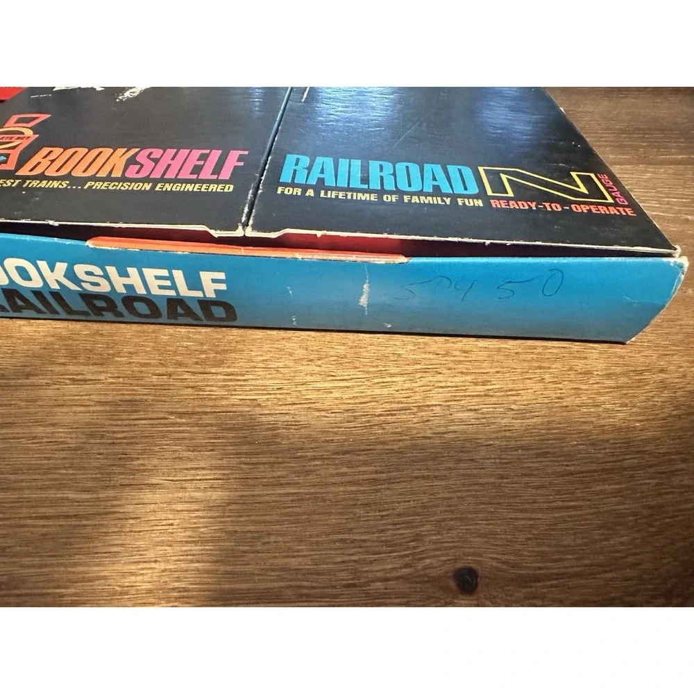Parkway Vintage Bookshelf Railroad N Gauge Train Complete Set SEALED